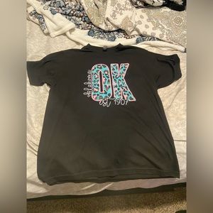 3/$15 | Calamity Jane’s | T-Shirt